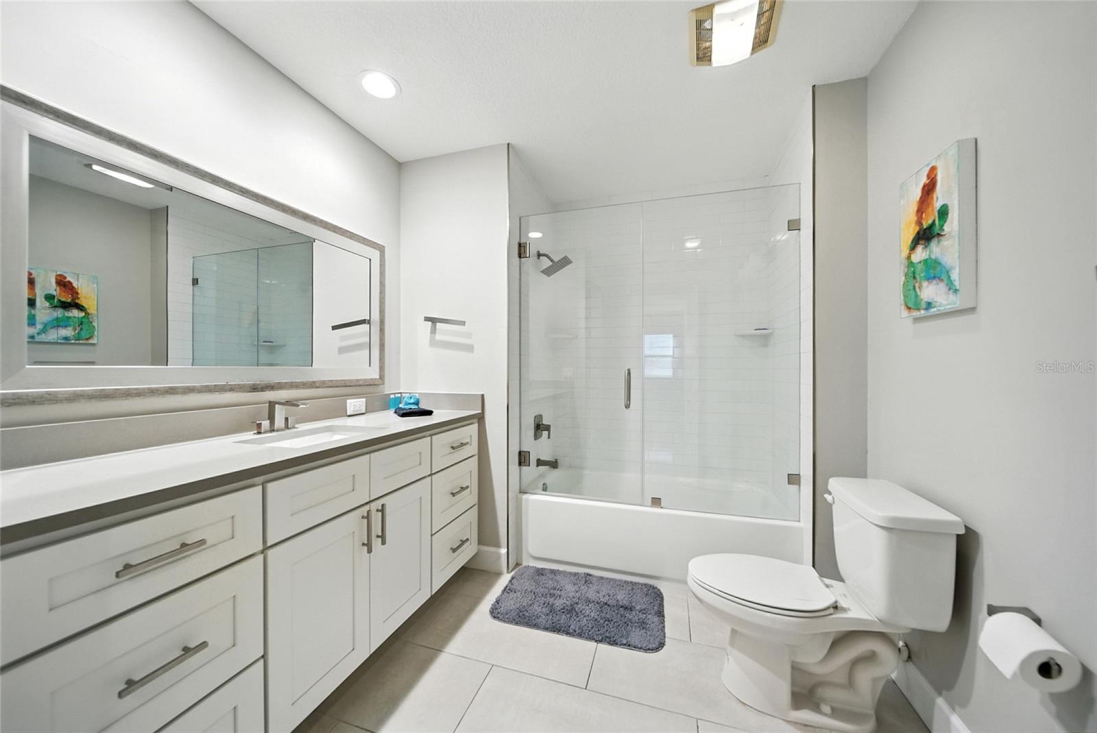 2435 N Watersedge Dr Property Photo 27