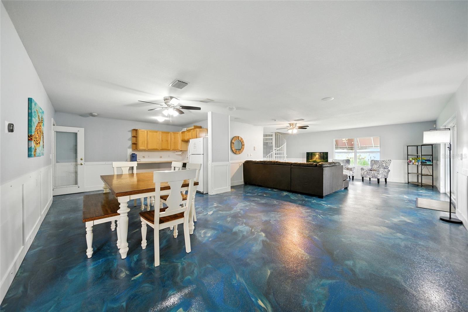 2435 N Watersedge Dr Property Photo 31