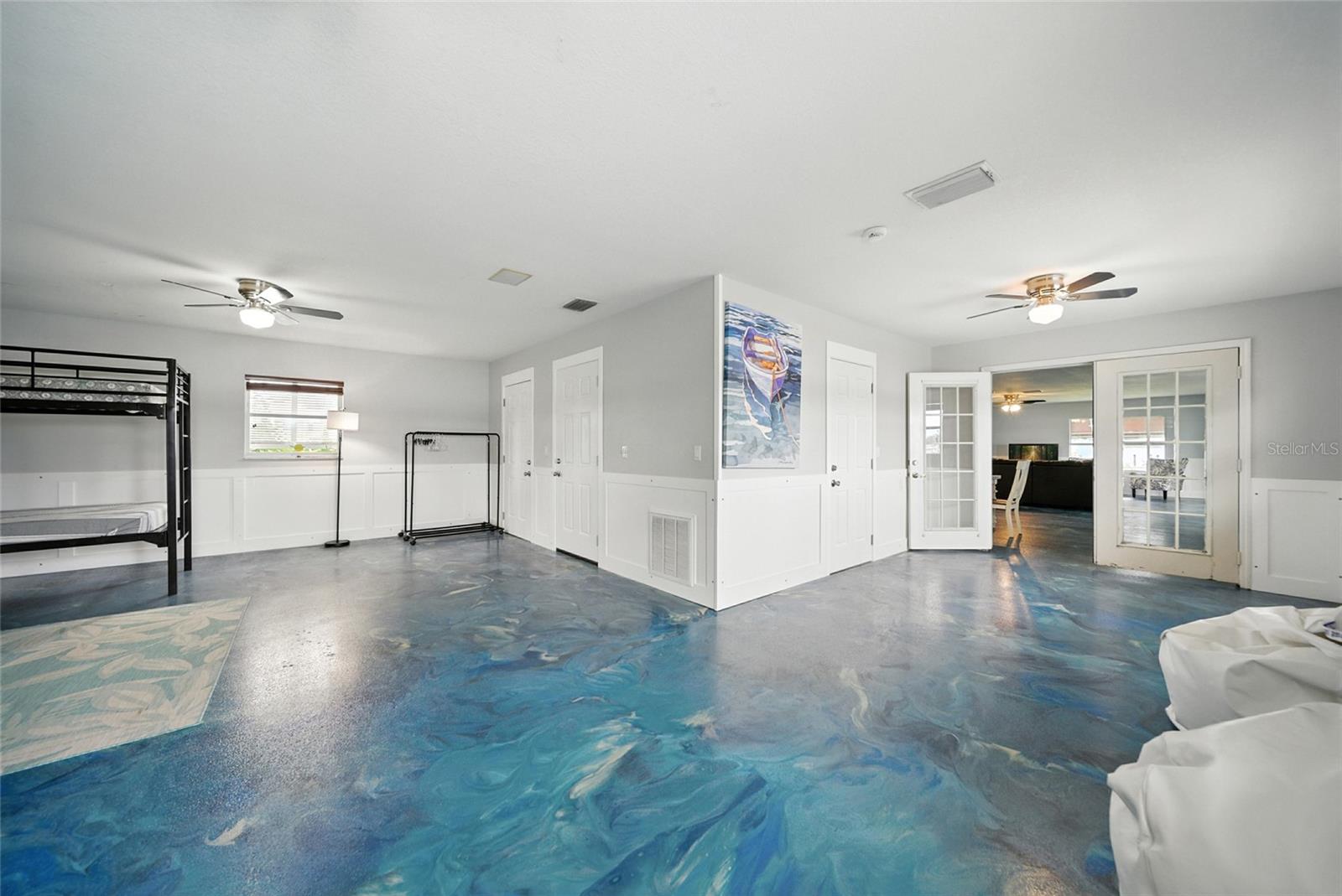 2435 N Watersedge Dr Property Photo 33