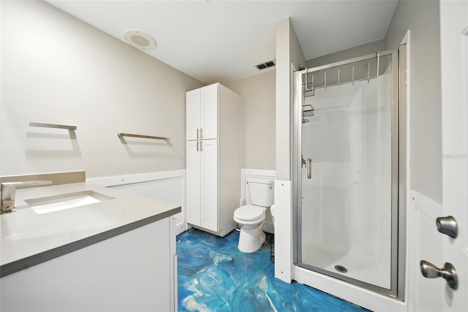 2435 N Watersedge Dr Property Photo 36