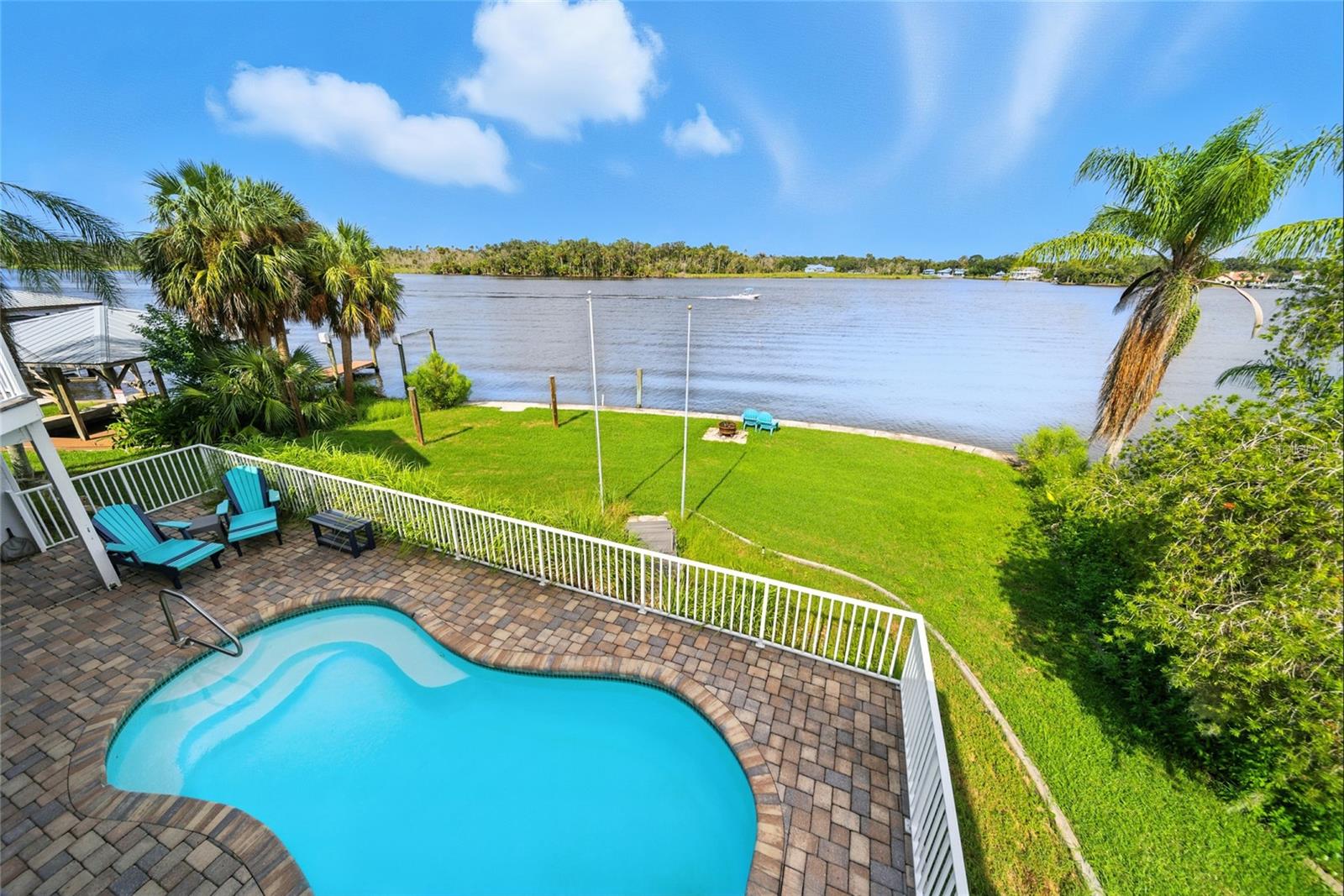2435 N Watersedge Dr Property Photo 45