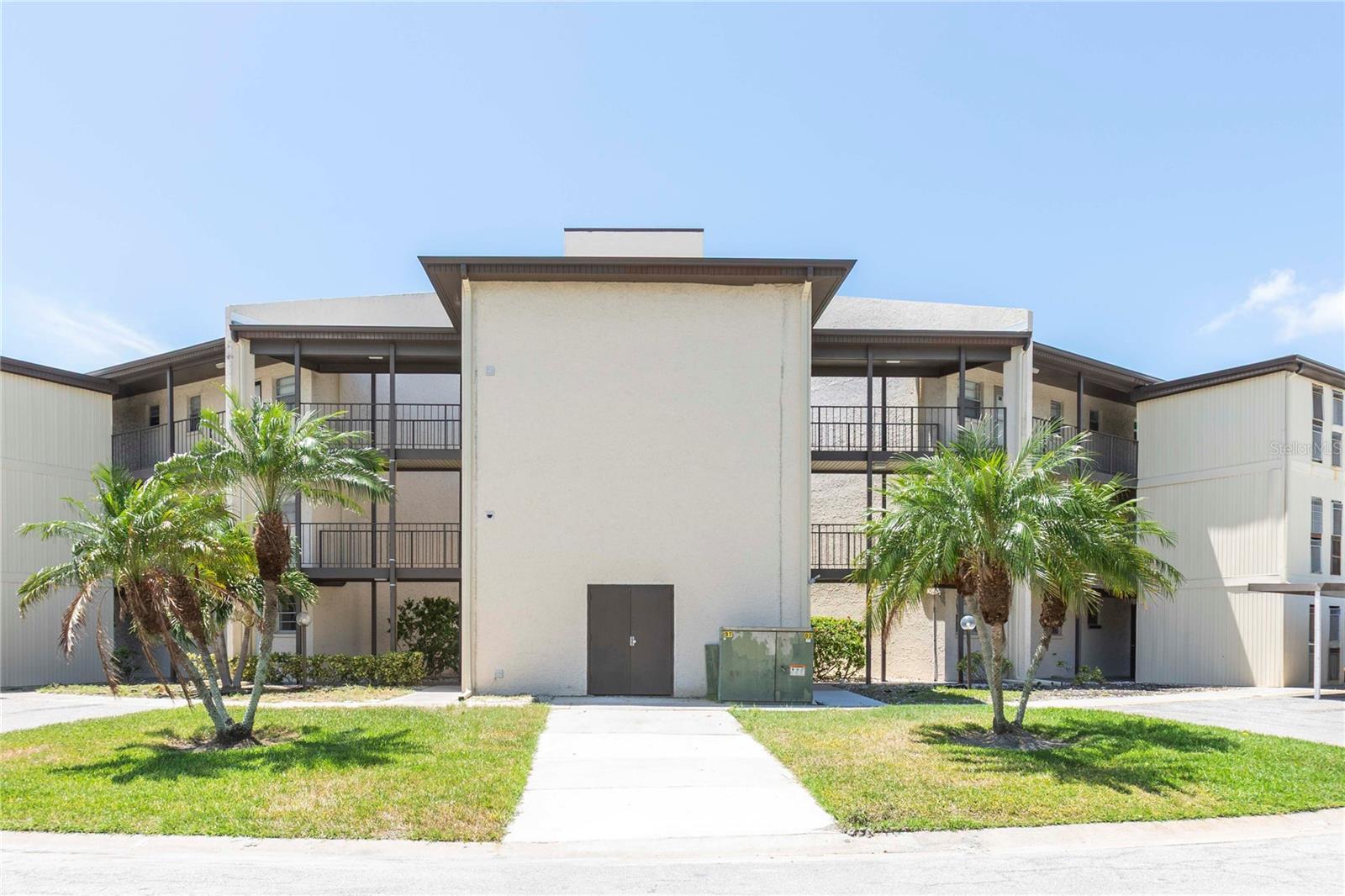 5245 Amulet Dr #108 Property Photo 2