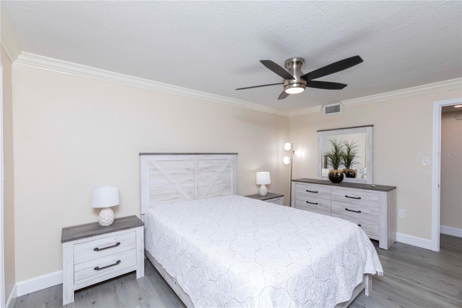 5245 Amulet Dr #108 Property Photo 14