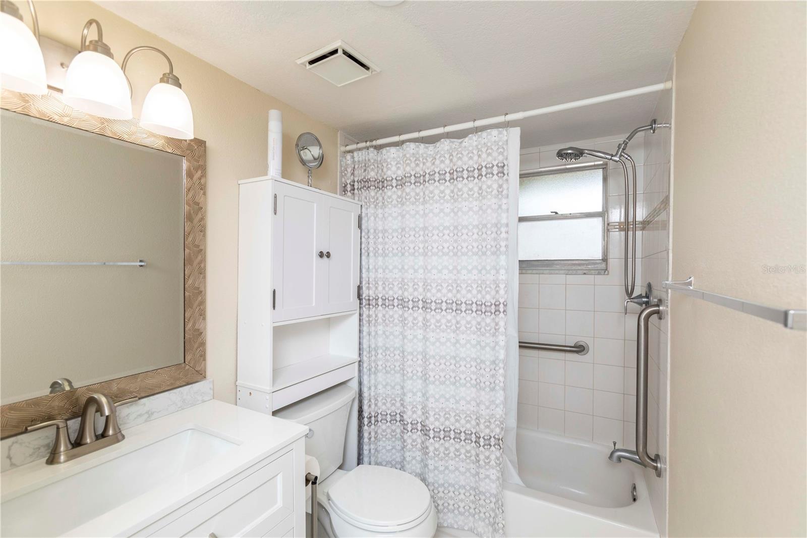 5245 Amulet Dr #108 Property Photo 16
