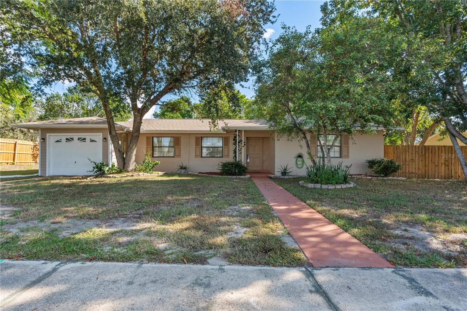 7369 TARRYTOWN DR Property Photo 1