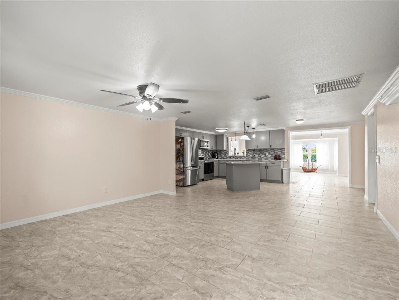 3408 Crape Myrtle Dr Property Photo 5