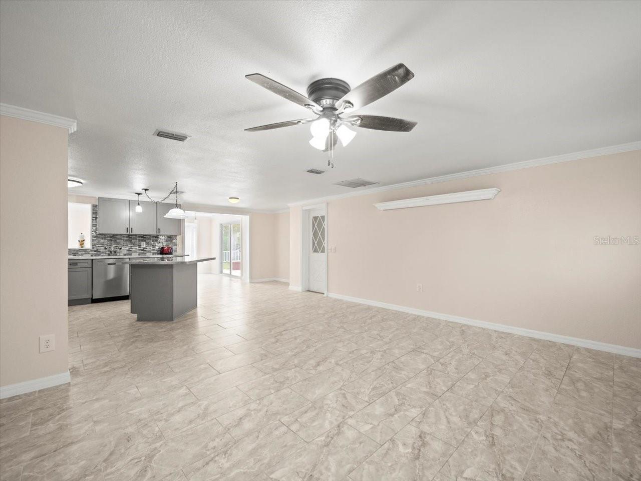 3408 Crape Myrtle Dr Property Photo 8
