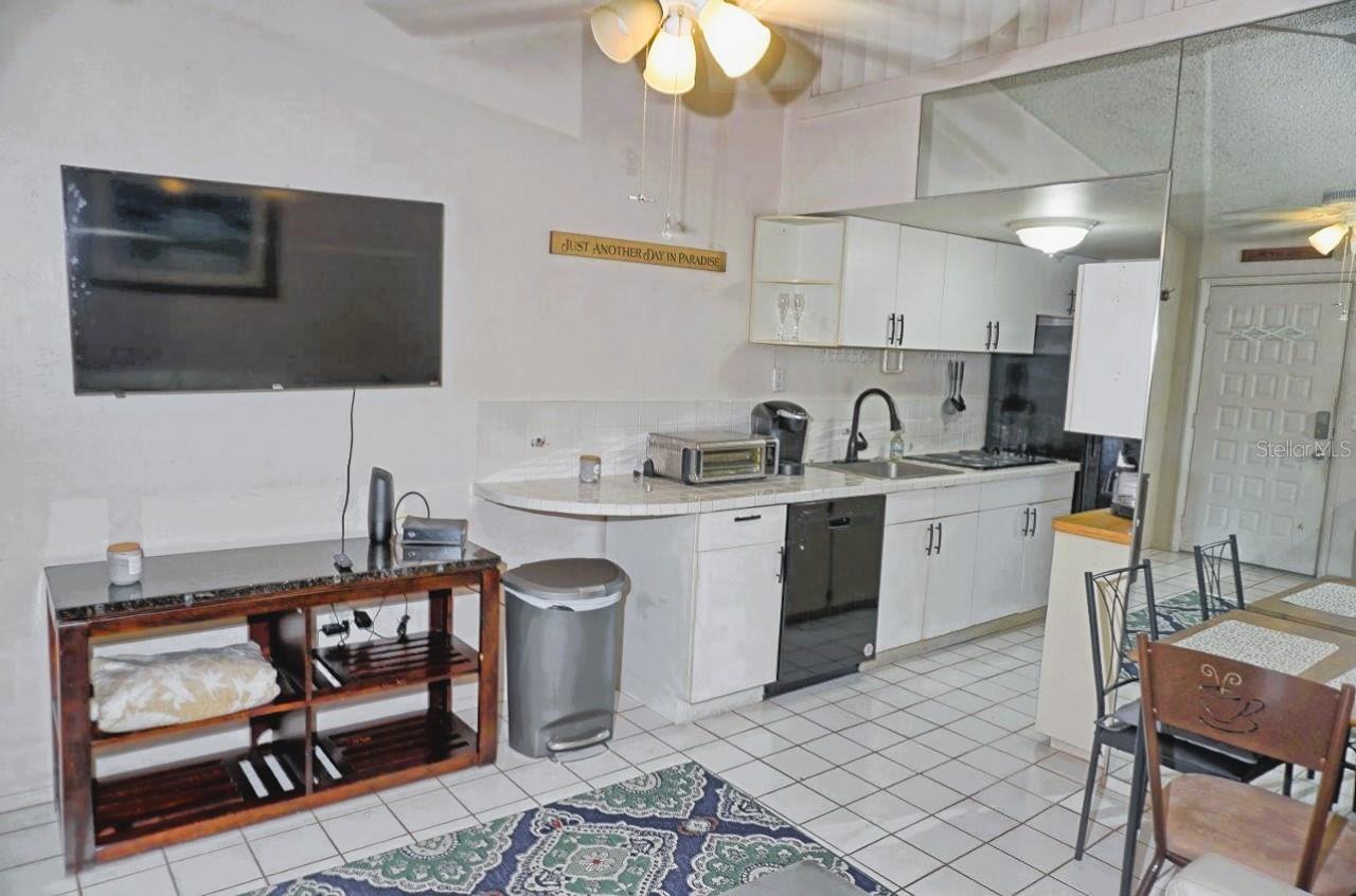 20893 Haulover Cv #8 Property Photo 11