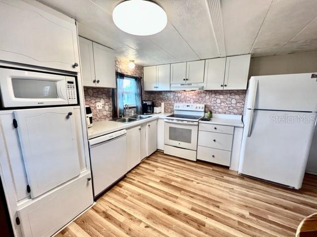 10819 London Dr Property Photo 17