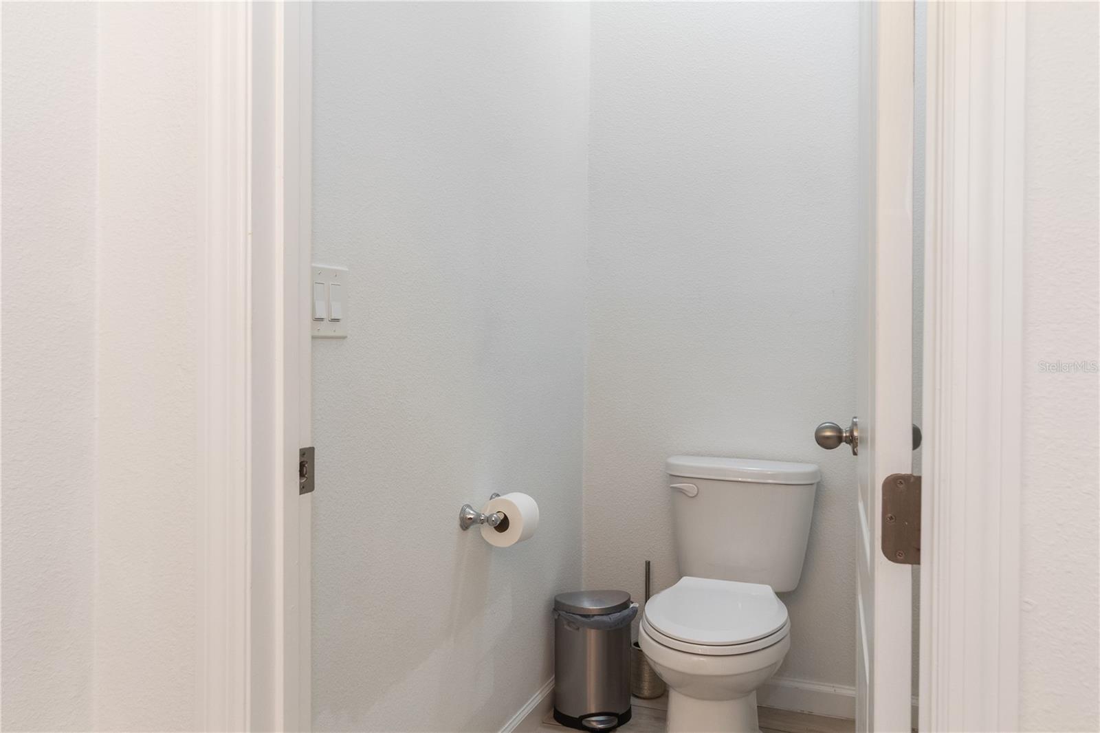2536 Autumn Stream Dr Property Photo 27