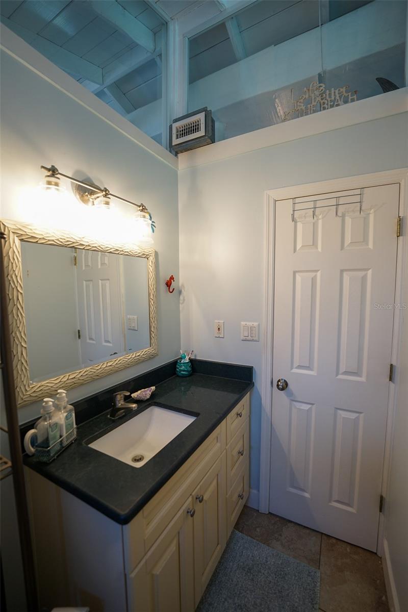 3480 Harbor Dr Property Photo 26