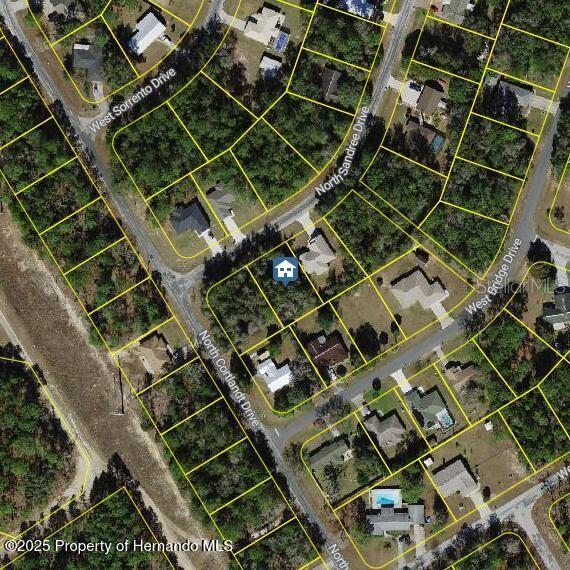 9996 N SANDREE DR Property Photo 1