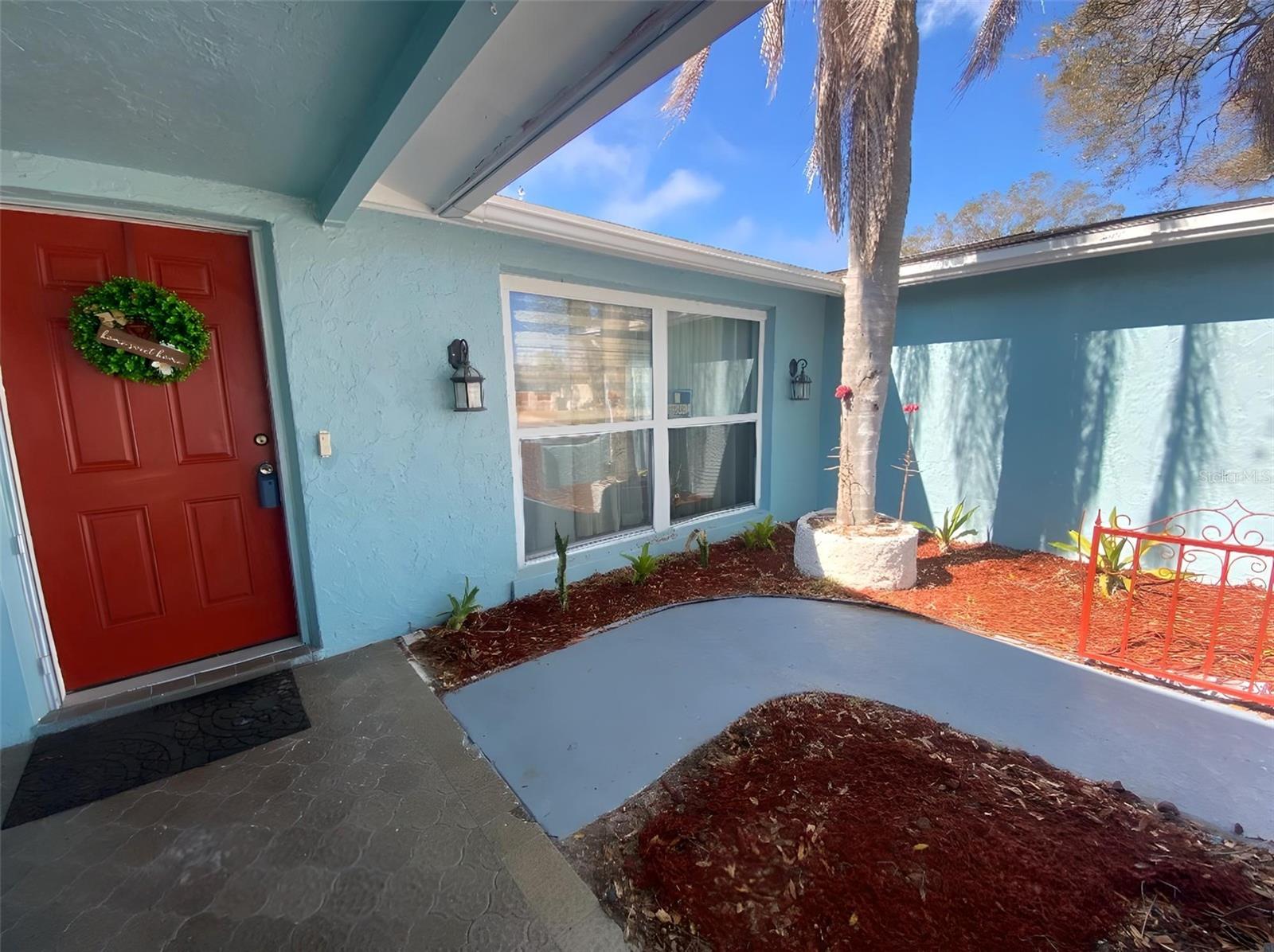 1817 Dartmouth Dr Property Photo 1