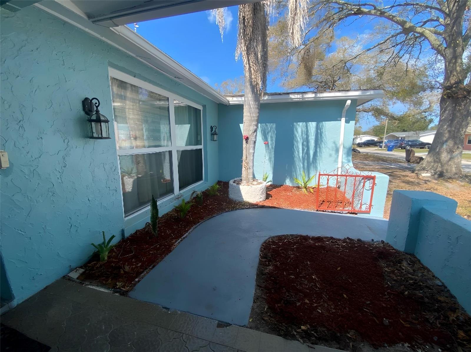 1817 Dartmouth Dr Property Photo 4