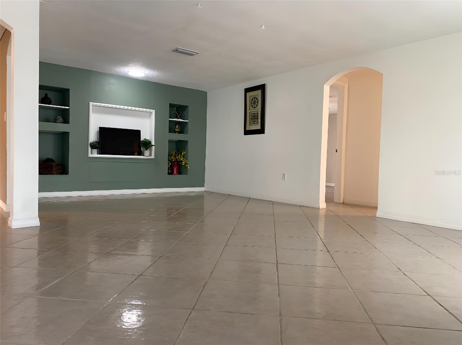 1817 Dartmouth Dr Property Photo 16