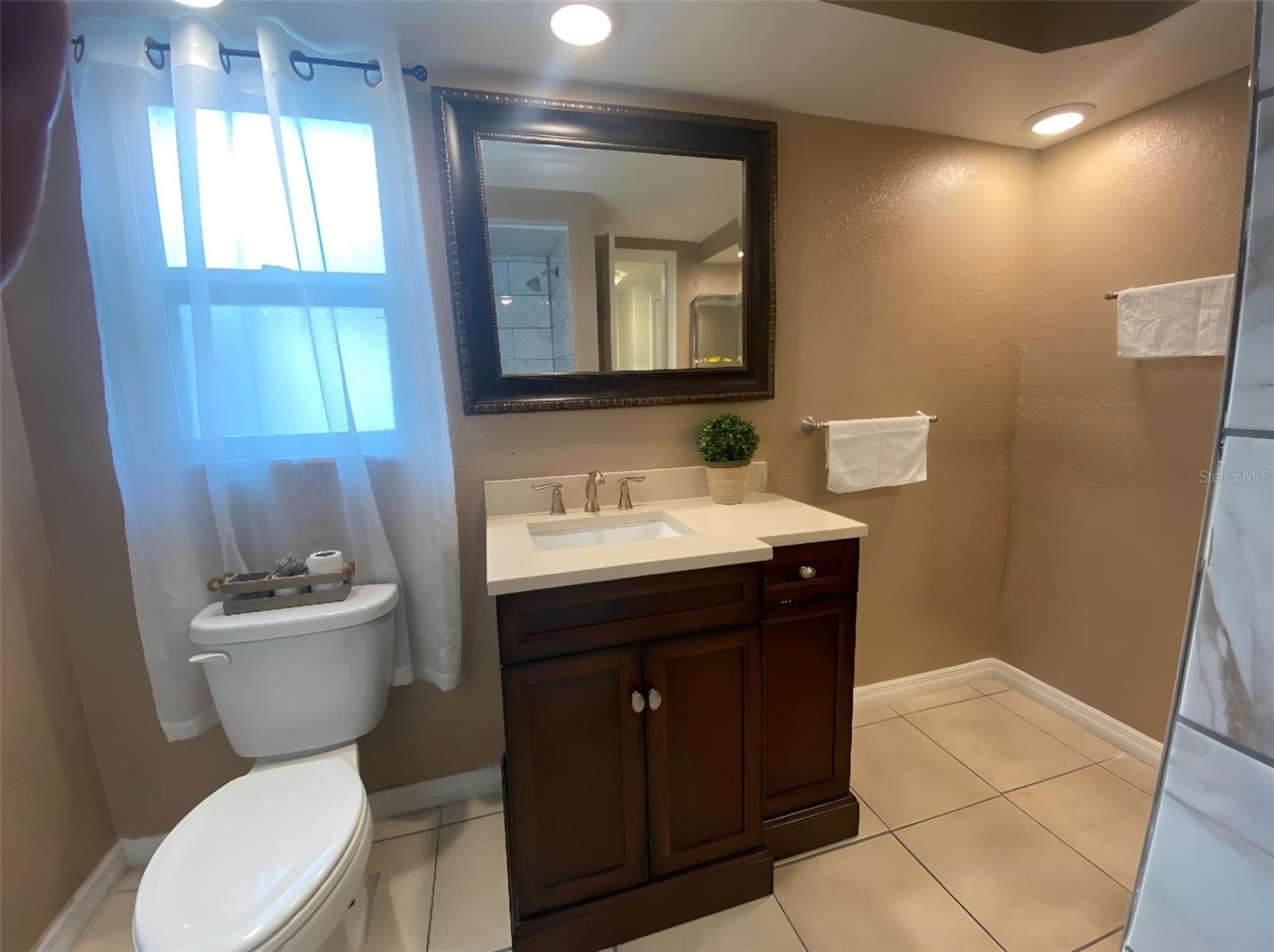 1817 Dartmouth Dr Property Photo 24