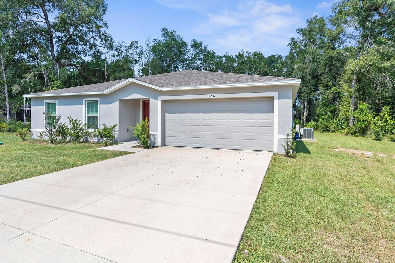 5637 E Tangelo Ln Property Photo 4