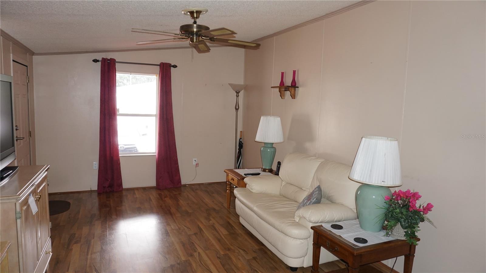 12023 Longhorn Dr Property Photo 9
