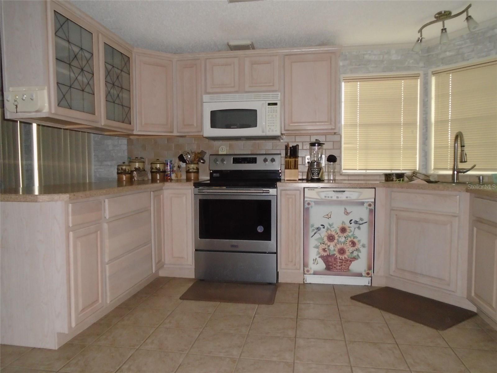 5559 Sw 42nd Pl Property Photo 6