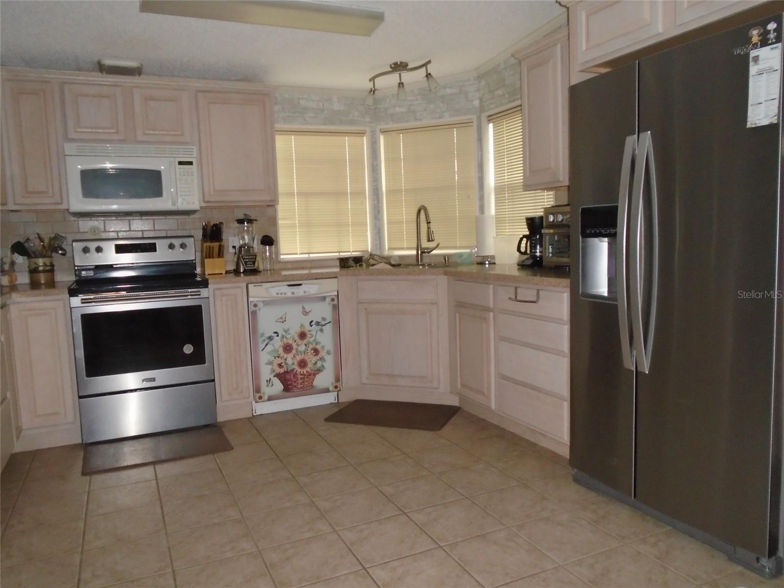 5559 Sw 42nd Pl Property Photo 7