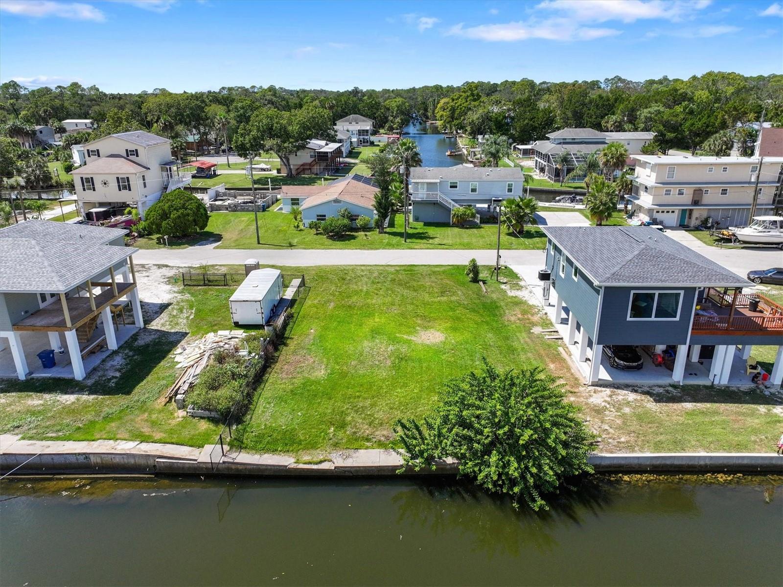 6262 Island Dr Property Photo 7