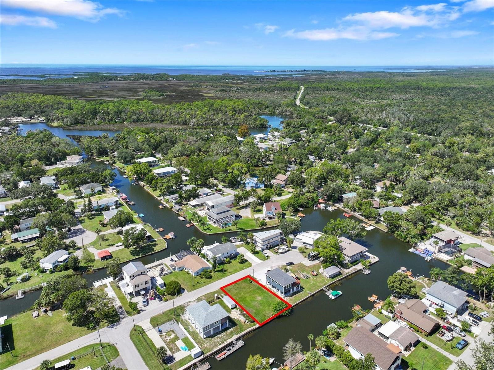 6262 Island Dr Property Photo 12