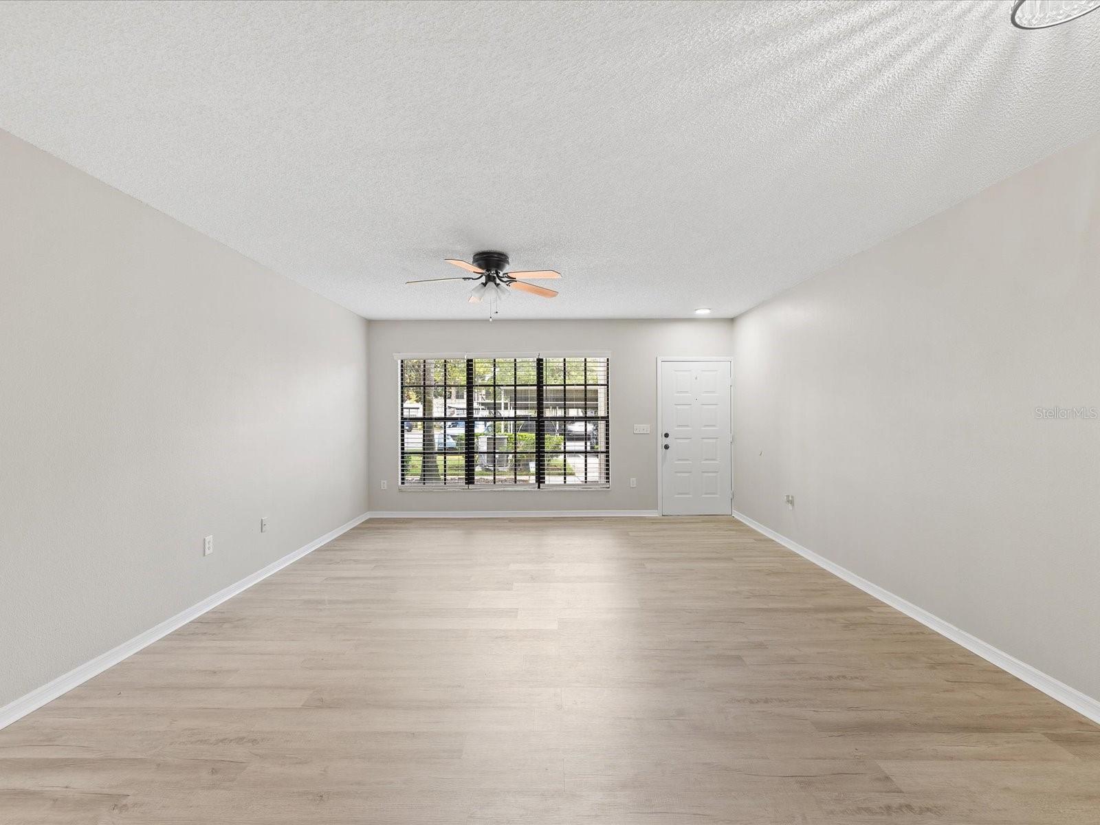 3358 Mermoor Dr #102 Property Photo 3