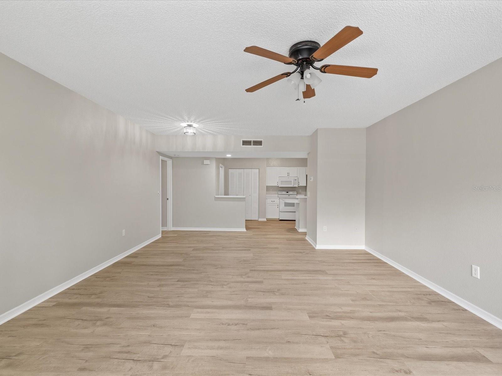 3358 Mermoor Dr #102 Property Photo 7