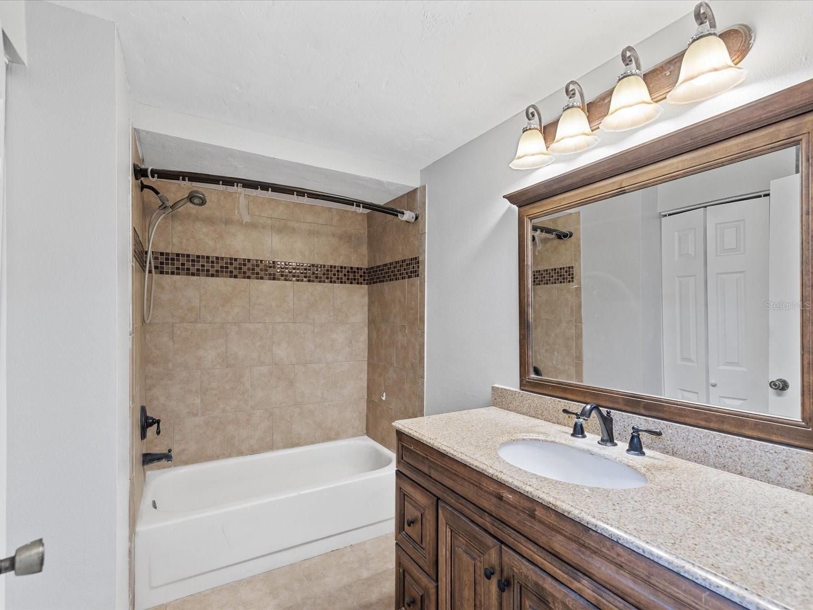 3358 Mermoor Dr #102 Property Photo 17