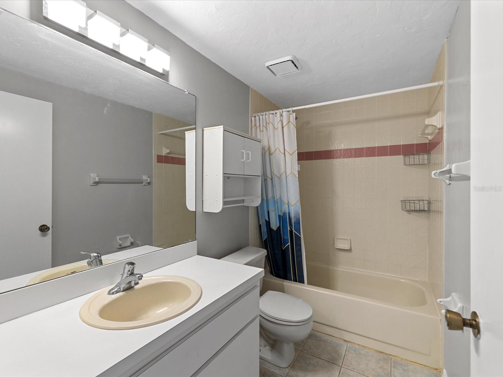3358 Mermoor Dr #102 Property Photo 20