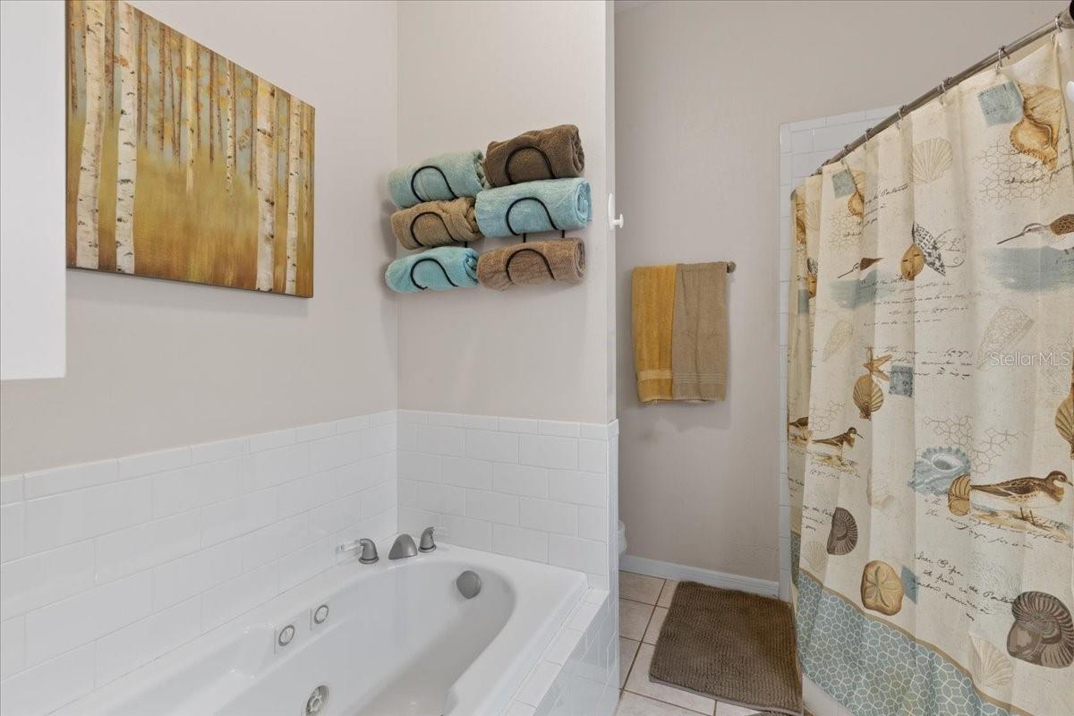 10151 Nw 70th St Property Photo 54