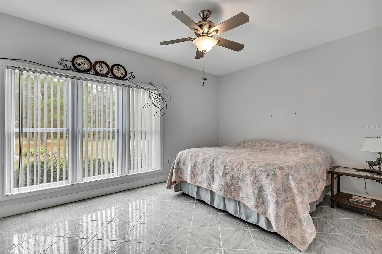 16603 Diplomat Dr Property Photo 40