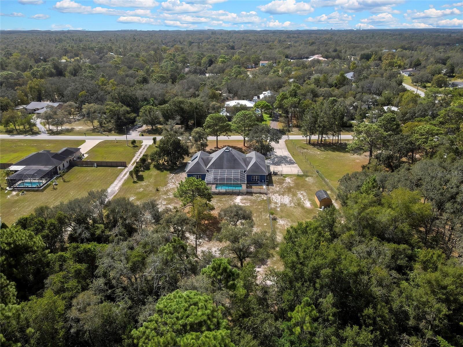 16603 Diplomat Dr Property Photo 64