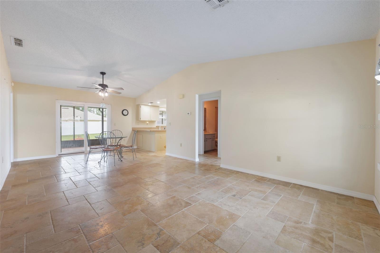 12056 Cradock St Property Photo 7