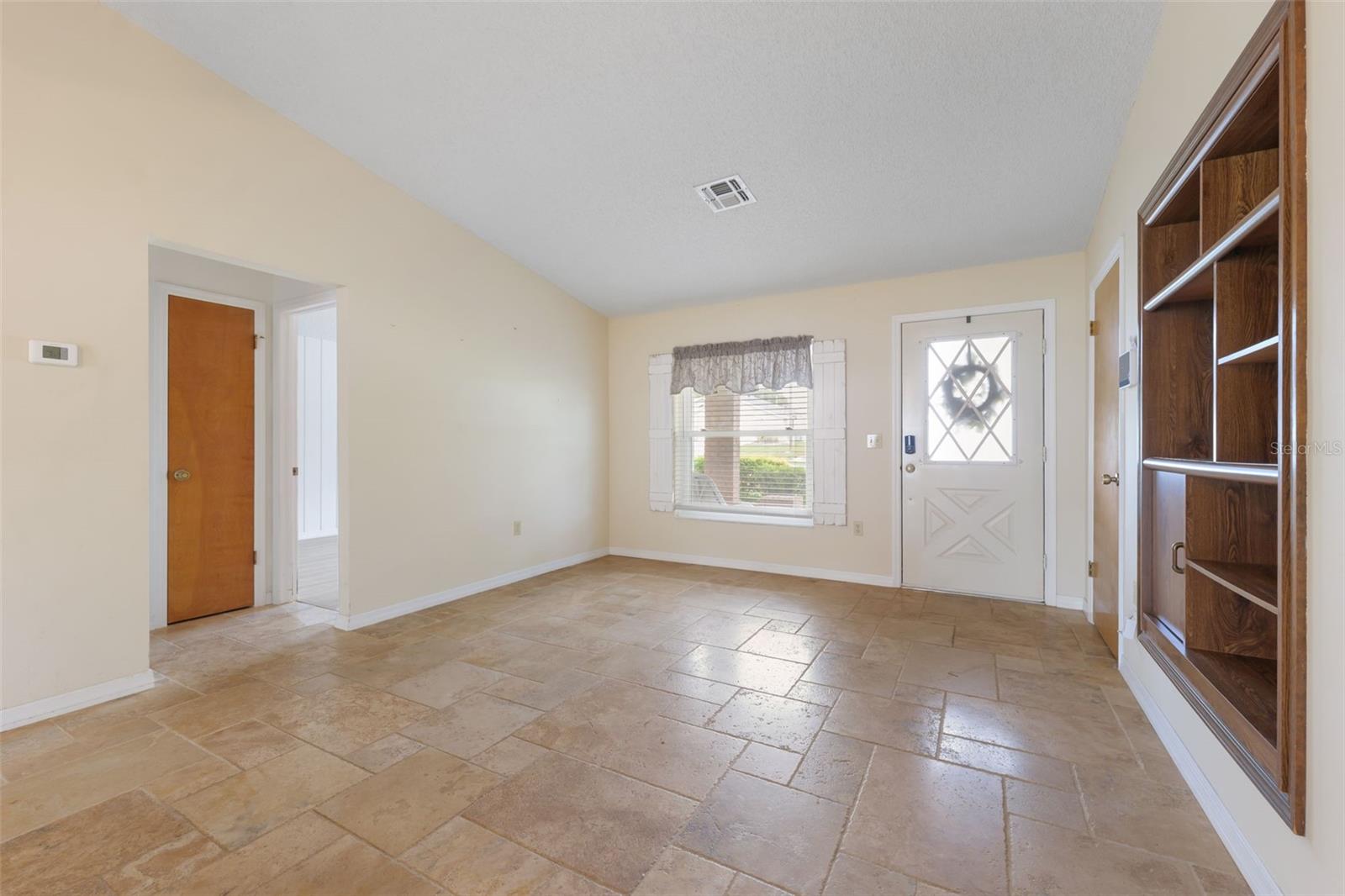 12056 Cradock St Property Photo 8