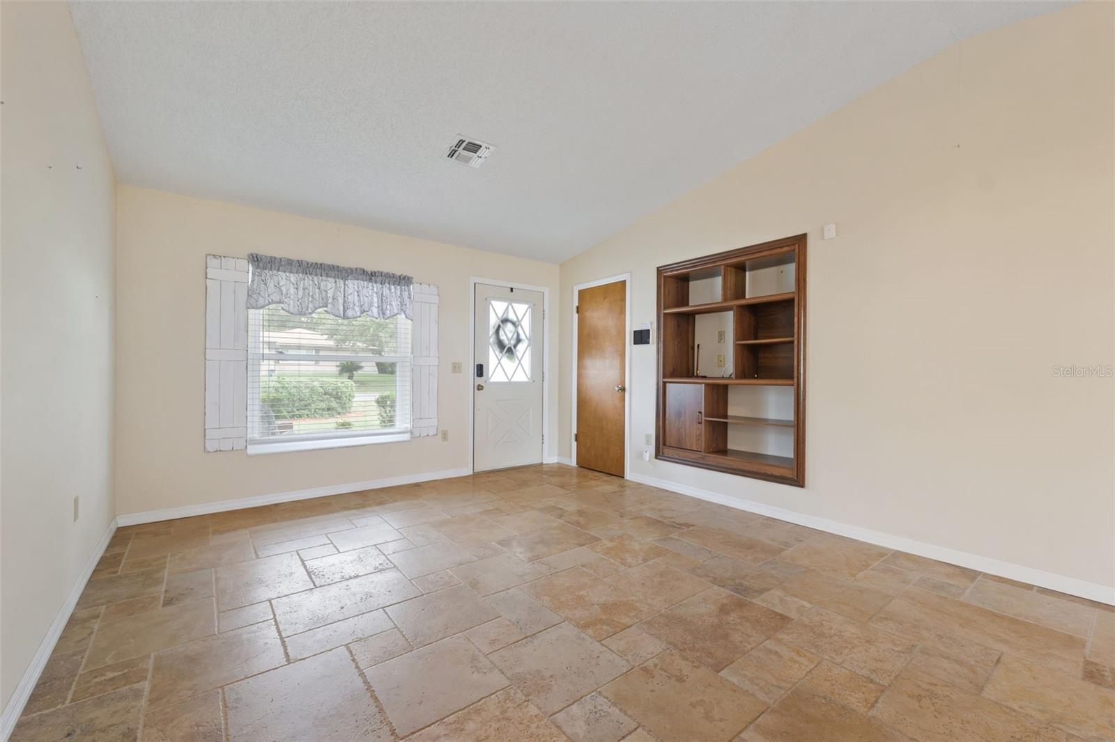 12056 Cradock St Property Photo 9
