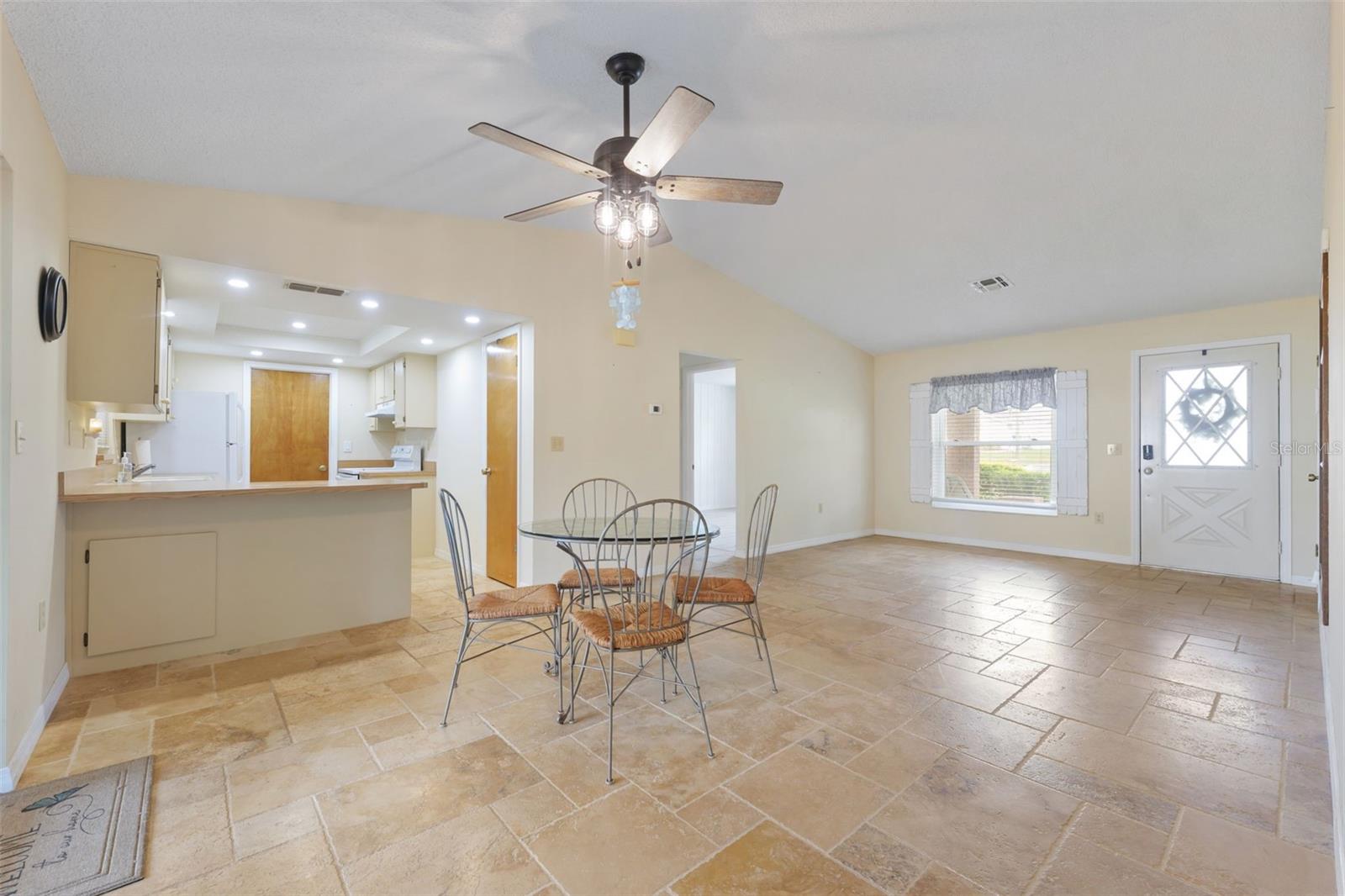 12056 Cradock St Property Photo 10