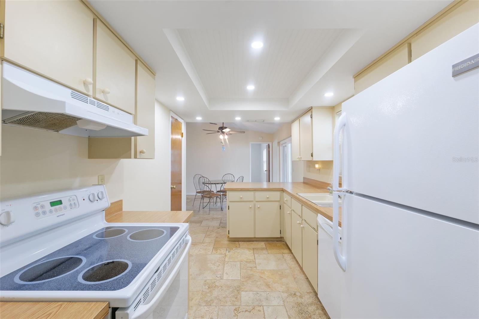 12056 Cradock St Property Photo 15
