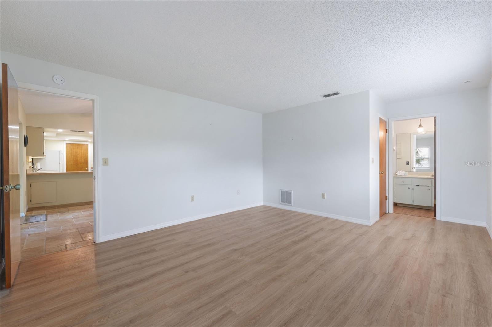 12056 Cradock St Property Photo 17