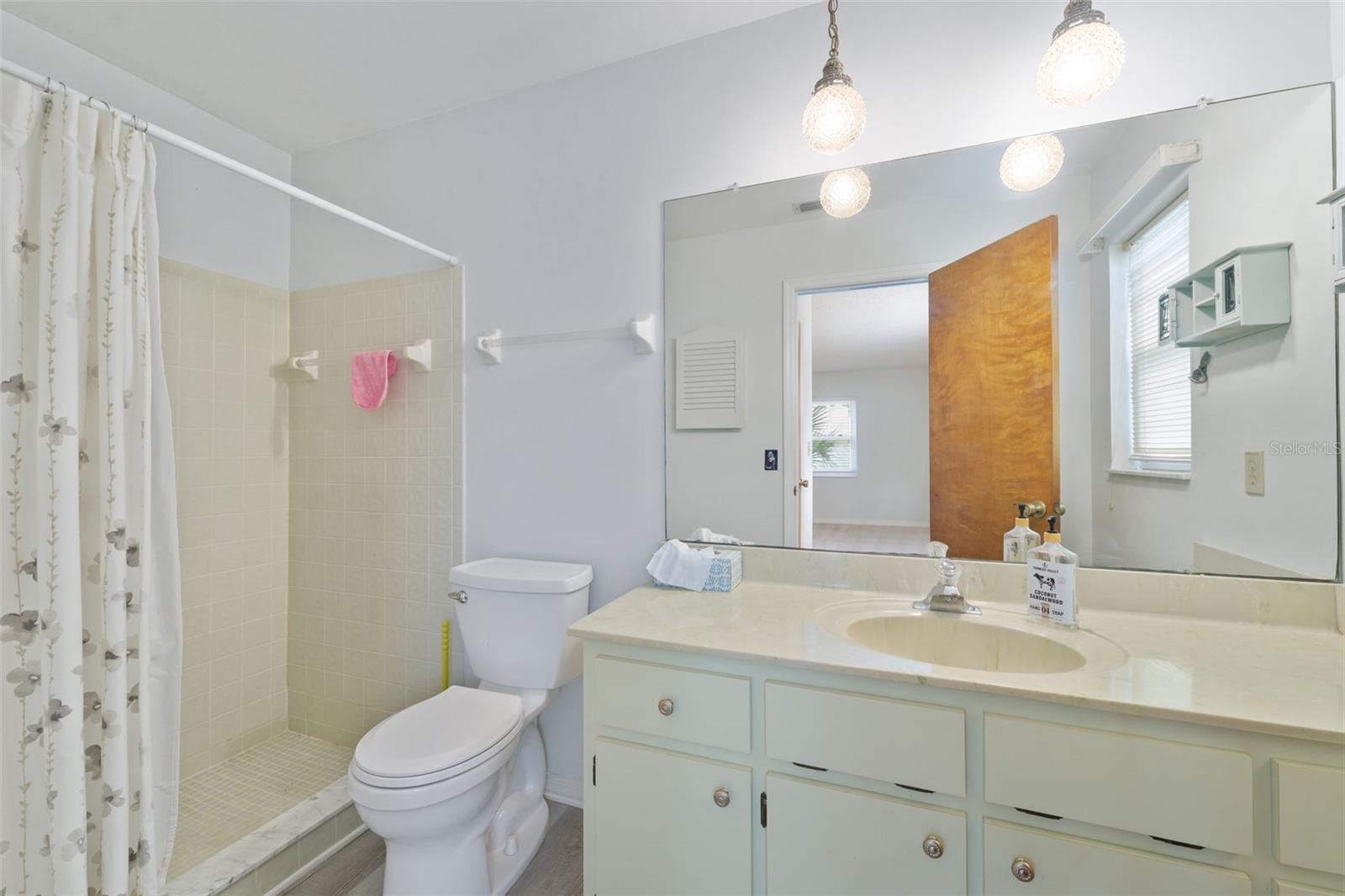 12056 Cradock St Property Photo 18