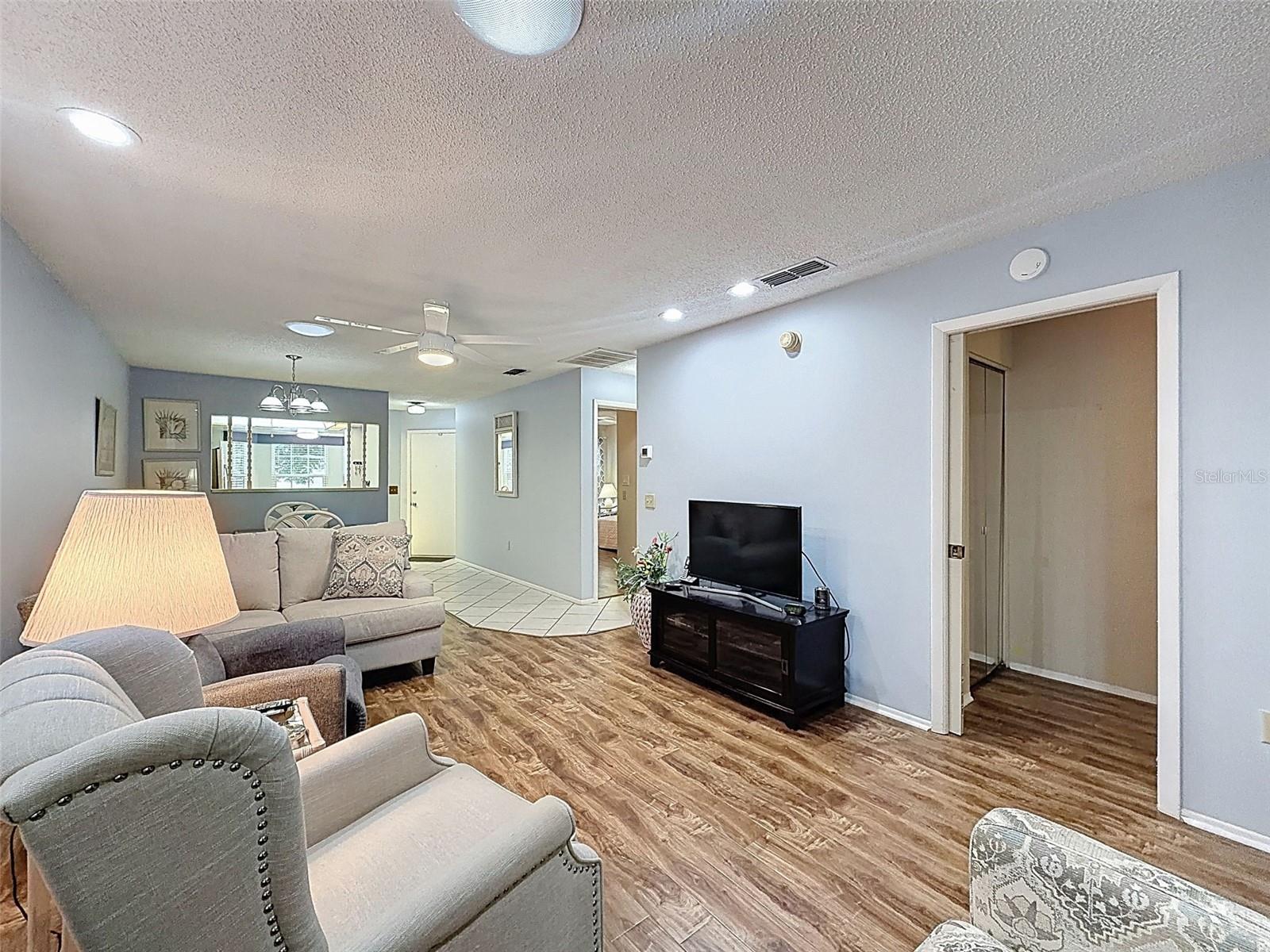11241 Versailles Ln #0 Property Photo 14
