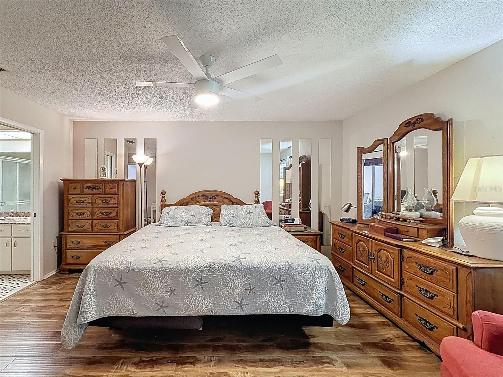 11241 Versailles Ln #0 Property Photo 18