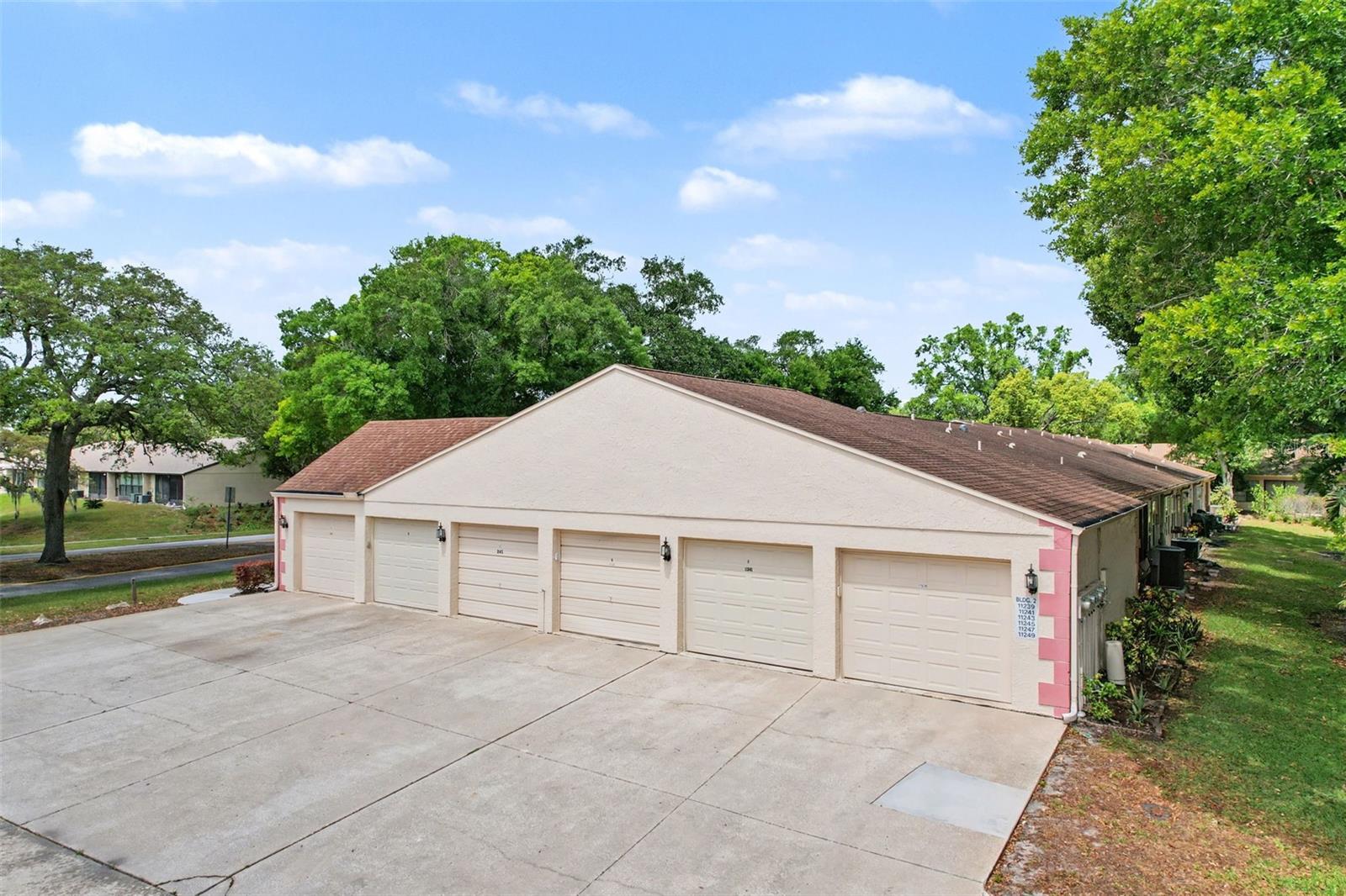 11241 Versailles Ln #0 Property Photo 36