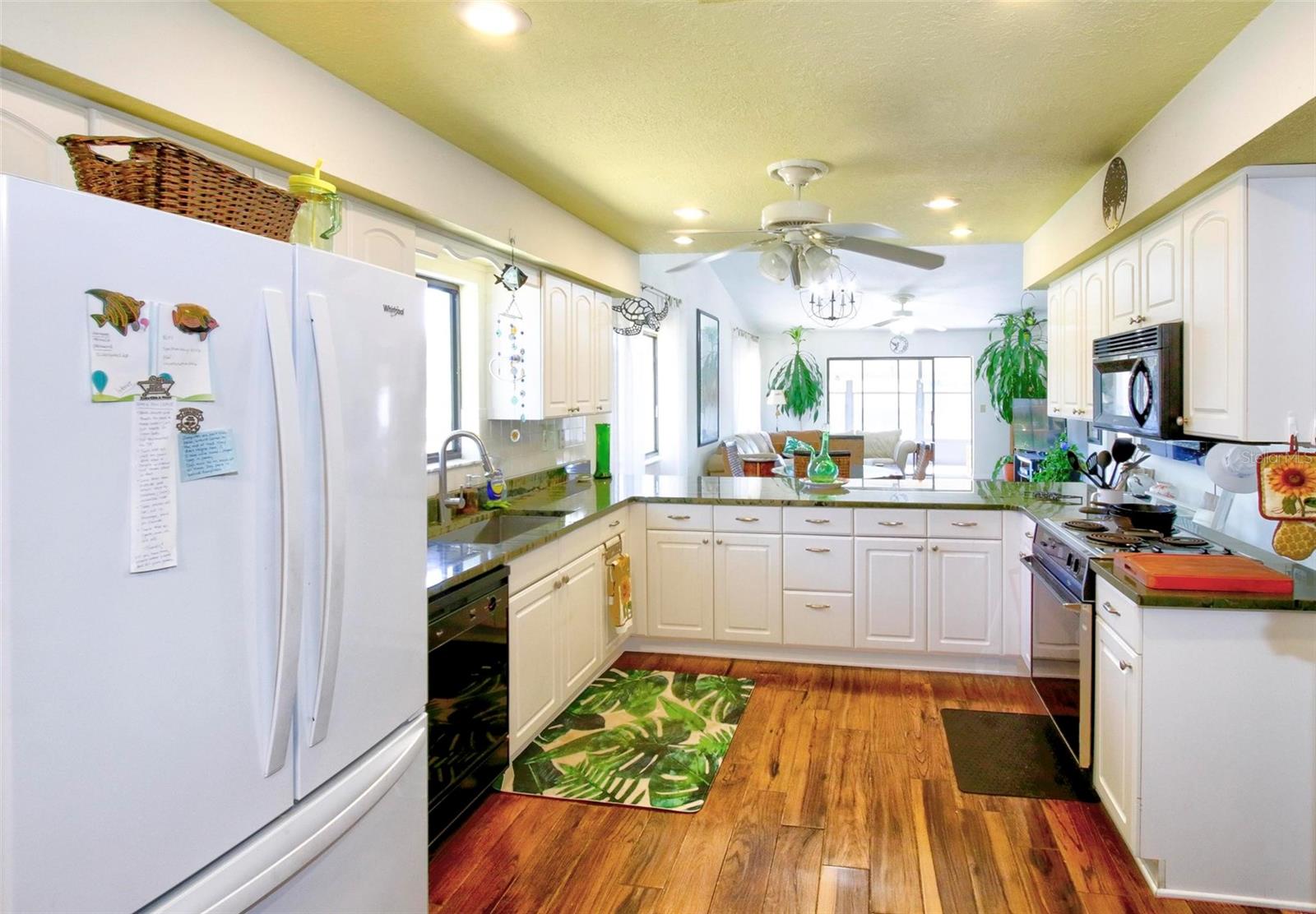 6502 River Run Blvd Property Photo 8