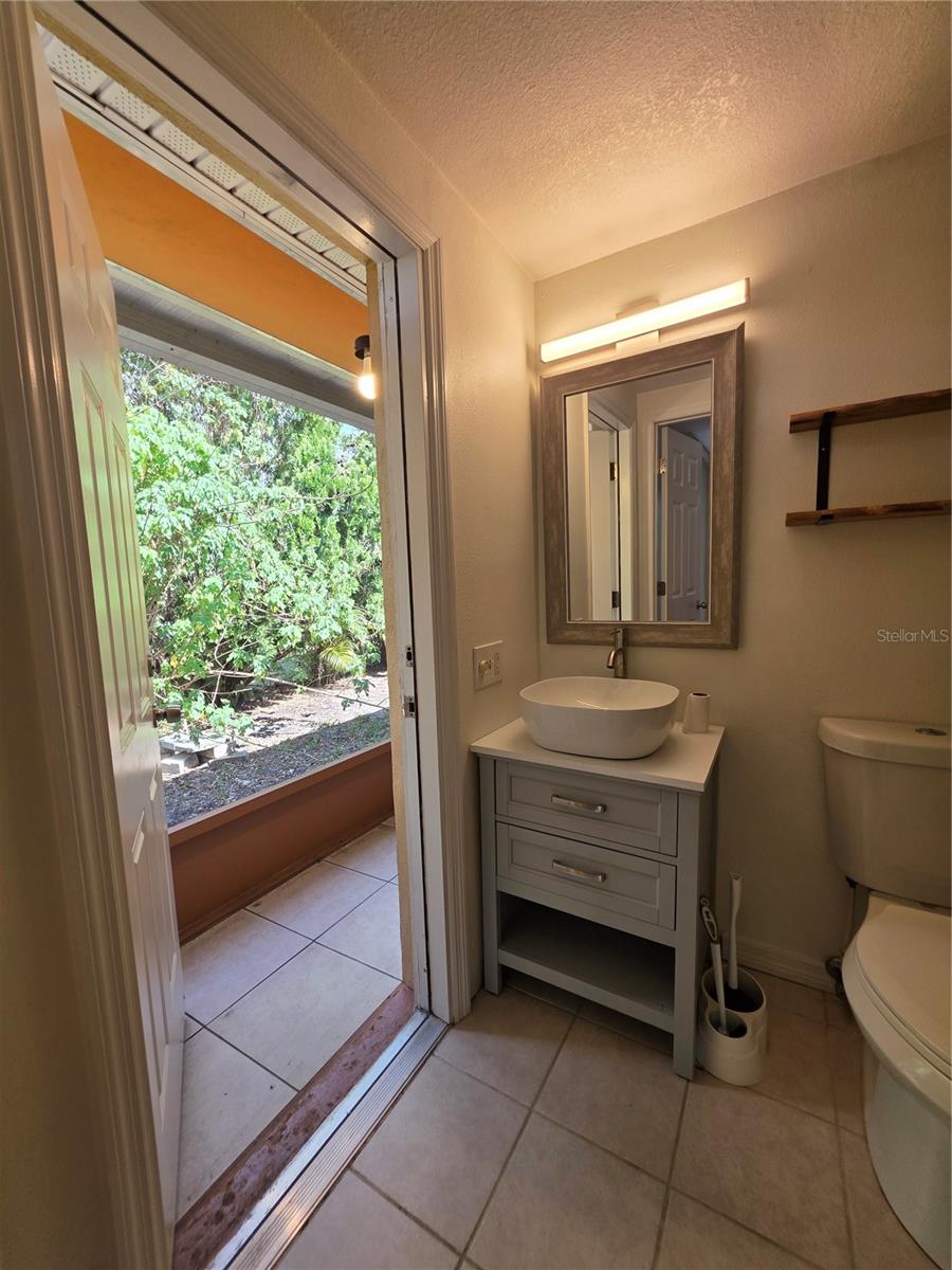 4832 Elmwood St Property Photo 28