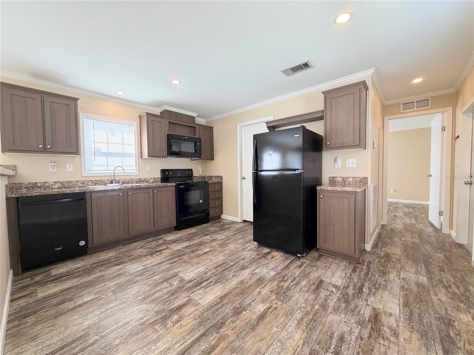 15249 Nava St Property Photo 5