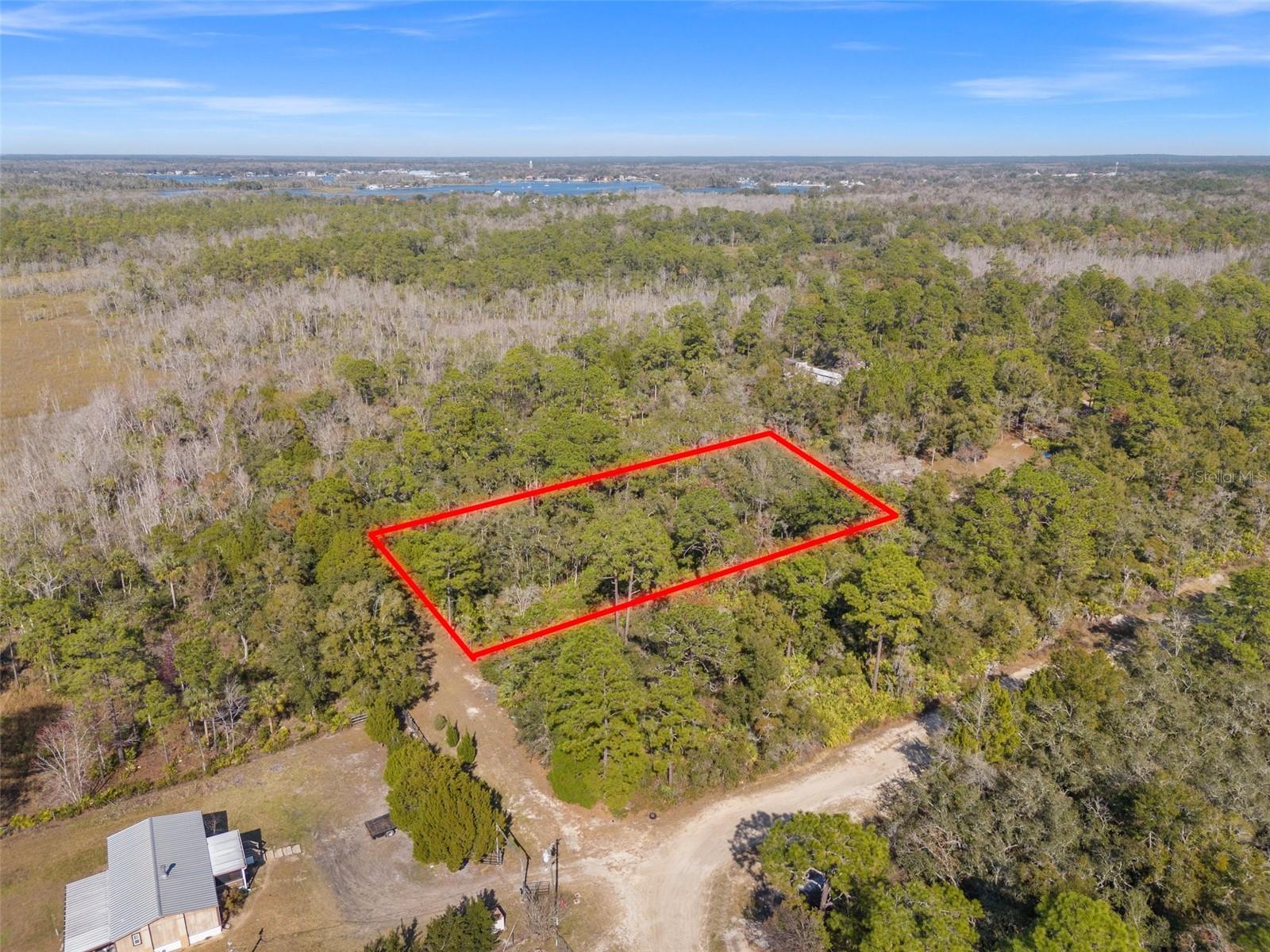 419 N Vesper Pt Property Photo 4