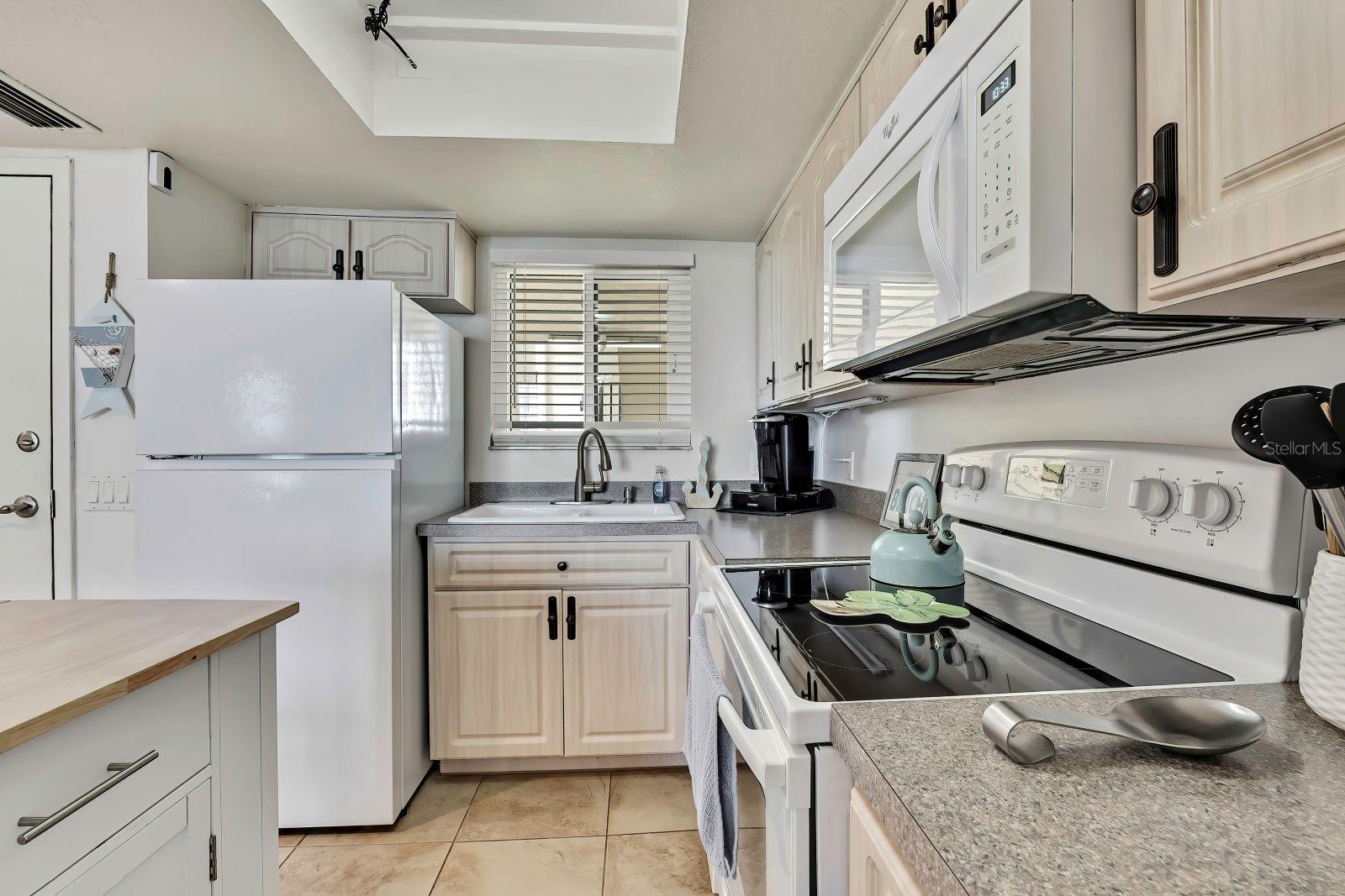 6009 Sea Ranch Dr #414 Property Photo 23