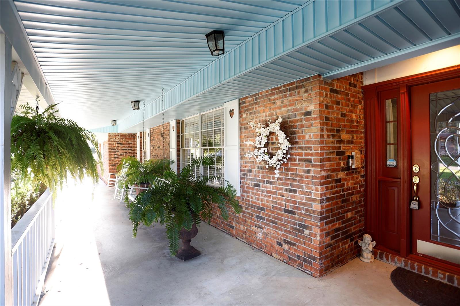 23378 Eppley Dr Property Photo 3