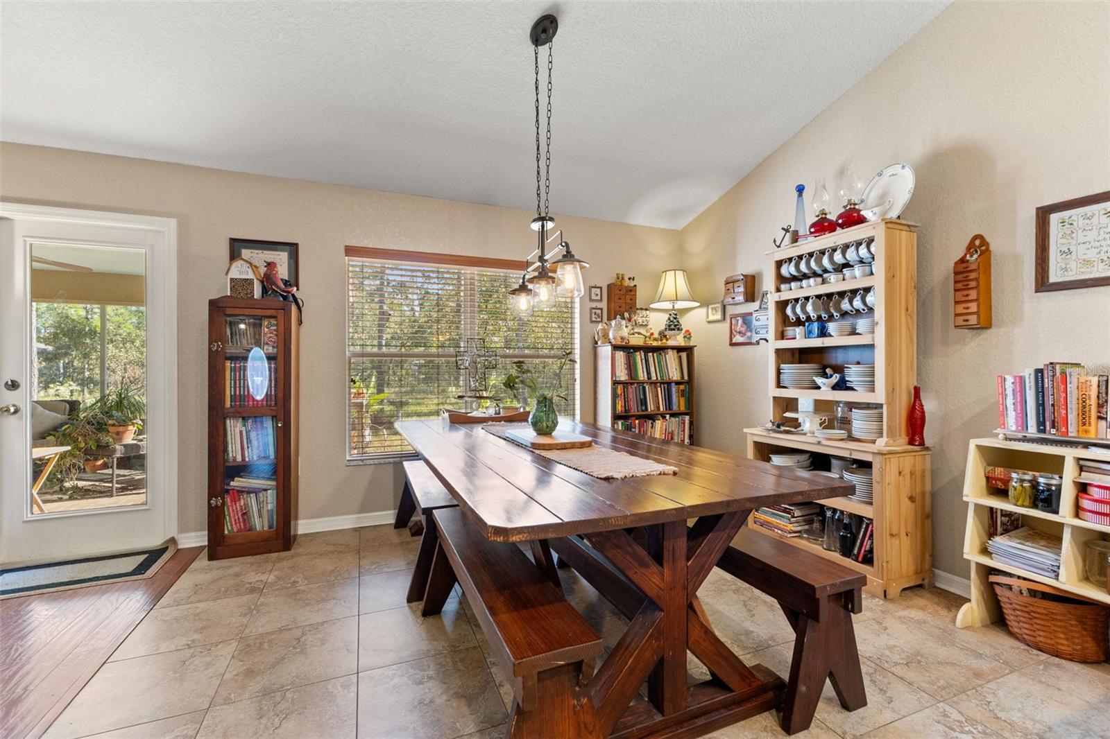 5 Boxleaf Property Photo 15